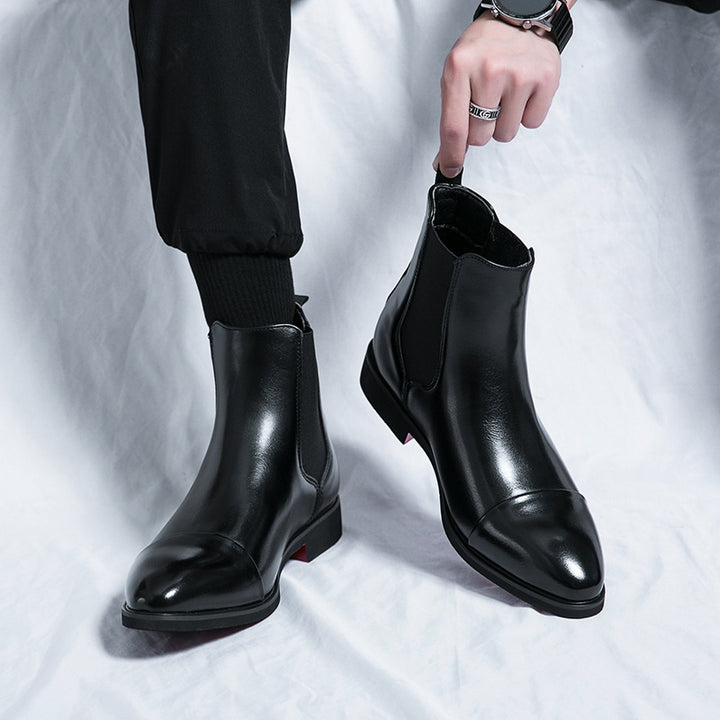 Charme Écarlate Chelsea Leather Boots